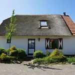 Buitenplaats 83 * Каллантсог