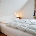 Buitenplaats 83 Каллантсог